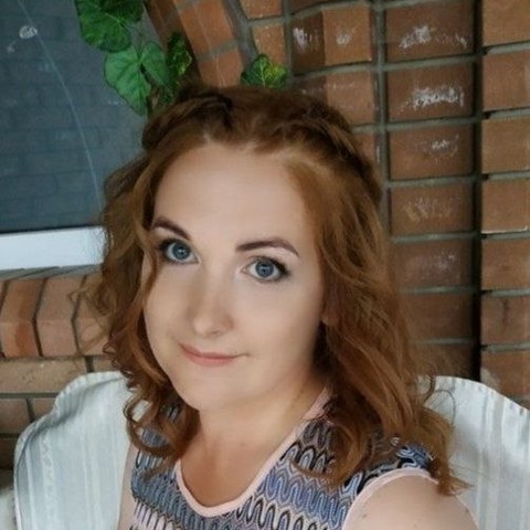 Алёна Гукова